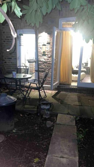 Deluxe Garden Apartment London Kültér fotó